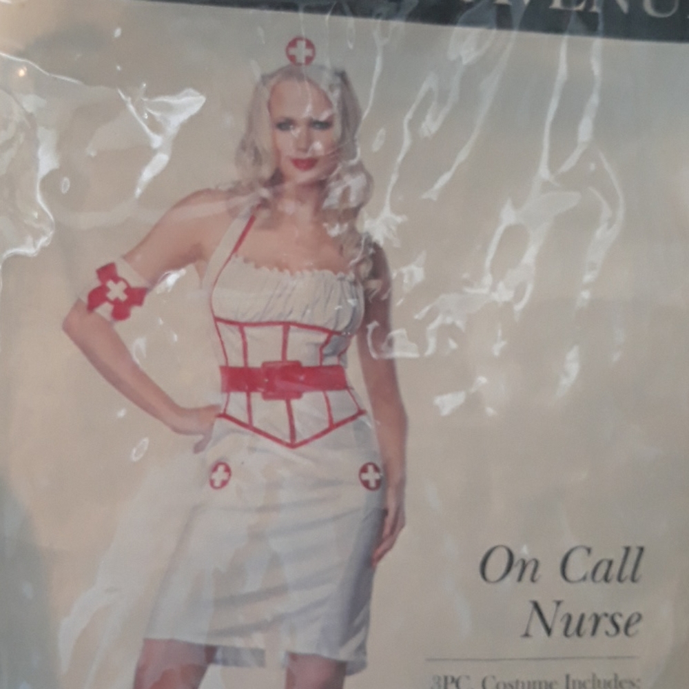 👩🏿‍⚕️Nurse Costume